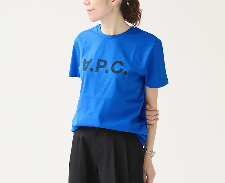 女性に人気な “A.P.C.(アーペーセー)”Tシャツをご紹介！｜NEWS公式 