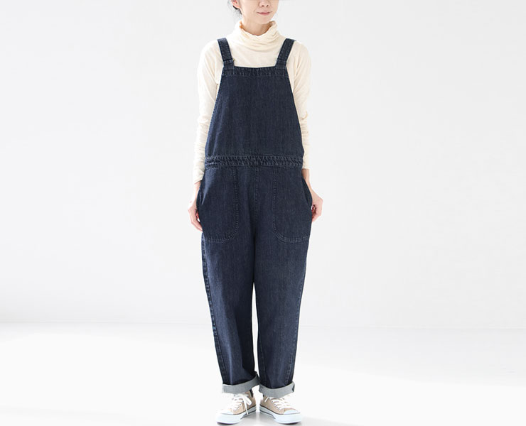 DANTON(ダントン)のリラックスデニムでつくるシンプルな大人カジュアル