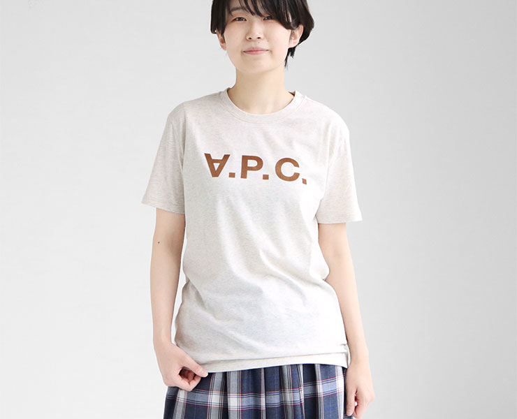 一枚は持っておきたい A P C アーペーセー Tシャツ メンズ レディースコーデ News公式オンラインショップ