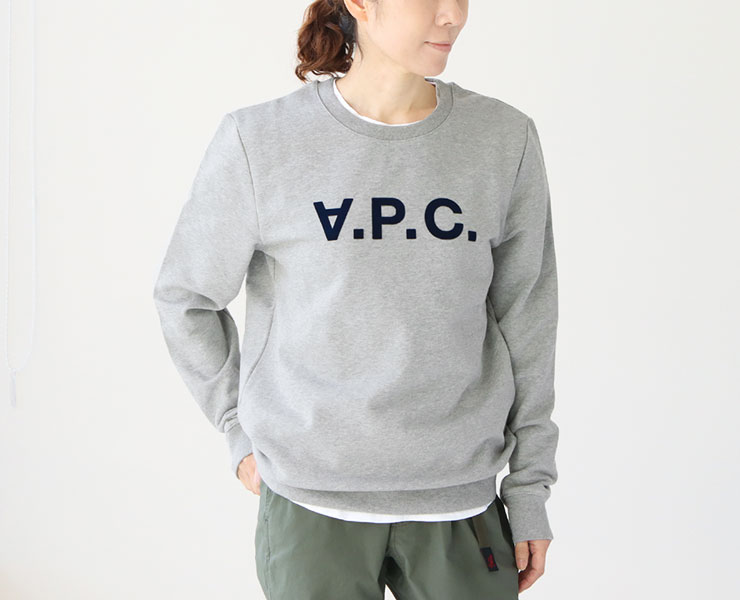 美品　A.P.C. 　ロゴスウェット　アーペーセー　スエット　トレーナー　カーキ