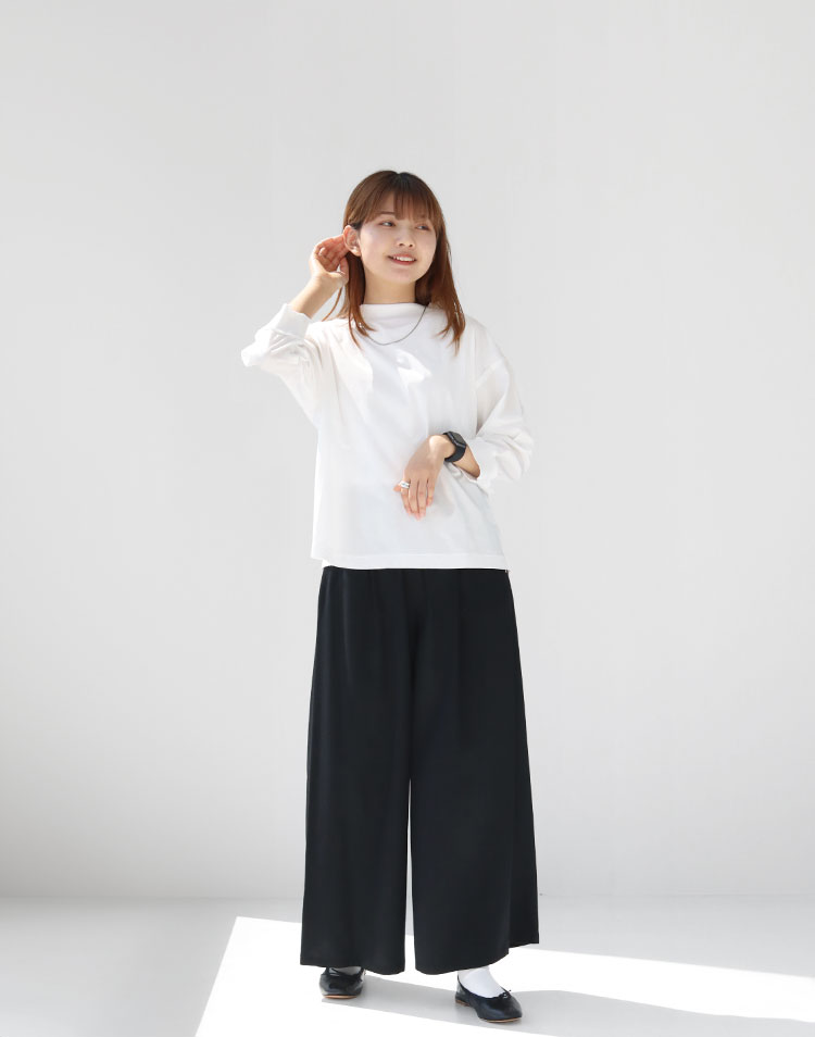 MARECHAL TERRE/ギャザーワイドパンツを使ったコーディネート