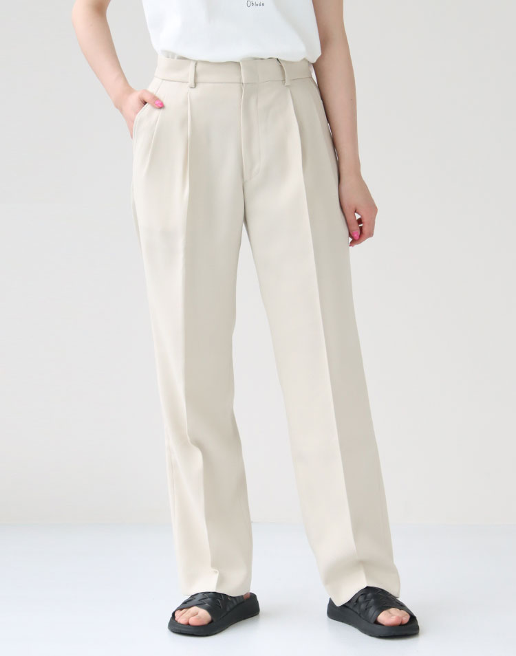 Oblada/チューリップTシャツを使ったコーディネート