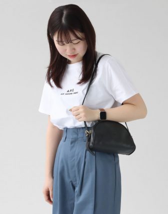 A.P.C./Tシャツ Petite Rue Madame メンズを使ったコーディネート