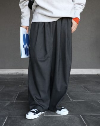 mizuiro ind/ワイドタックパンツを使ったコーディネート