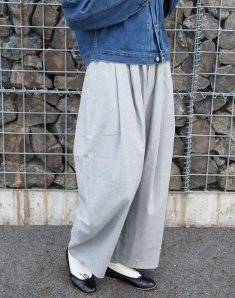 mizuiro ind/ワイドタックパンツを使ったコーディネート