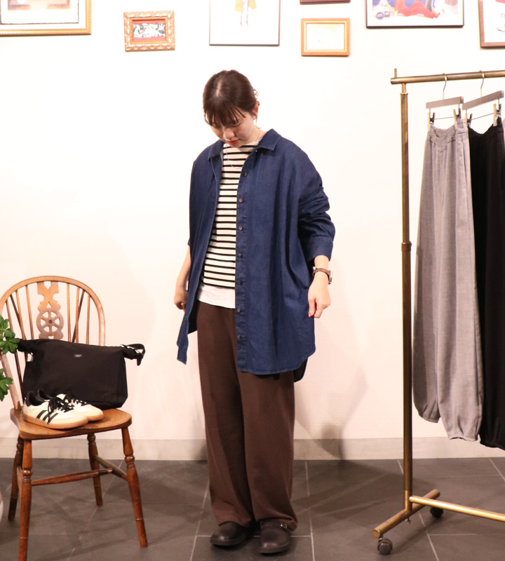 草津店スタッフ/164cm