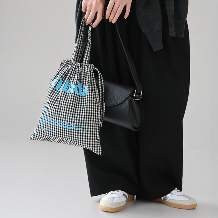 オブラダ サックトートバッグ 着用